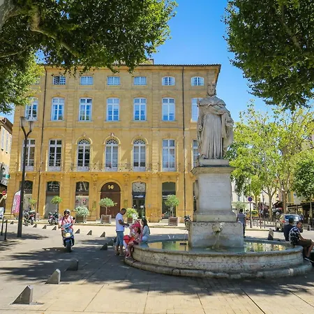 Nuitée En Provence